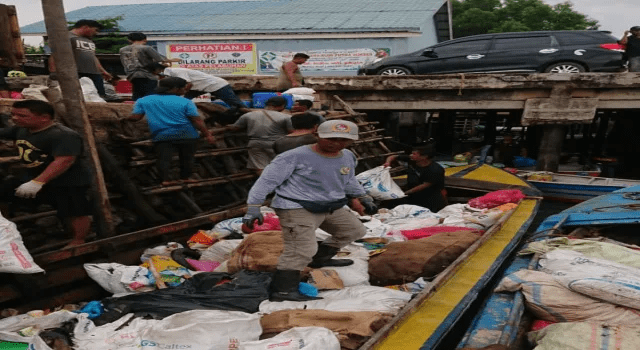 Rapala Bakamla RI Kumpulkan 6,8 Ton Sampah di&nbsp;Batam