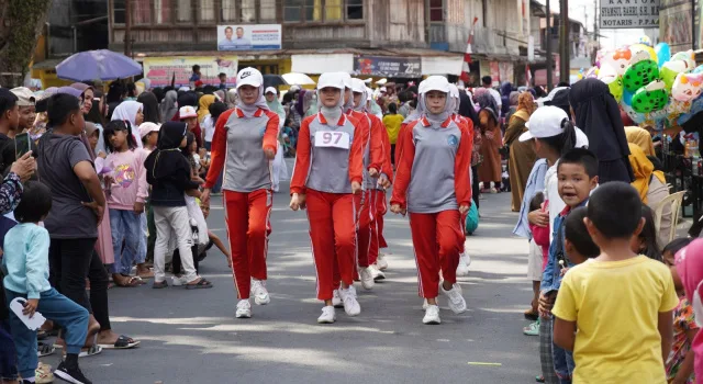 Antusias Masyarakat dan Peserta Gerak Jalan, Semarakkan HUT RI di&nbsp;OKI