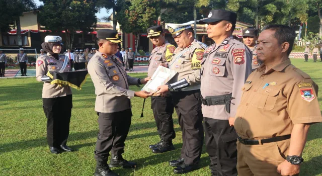 35 Personel Polres Pagaralam Terima&nbsp;Penghargaan
