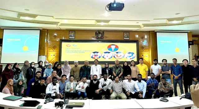 Rektor UNJA Gelar Meet and Greet Bersama Mahasiswa Internasional, Penting Bersosialisasi dan Mengenal Adat&nbsp;Jambi